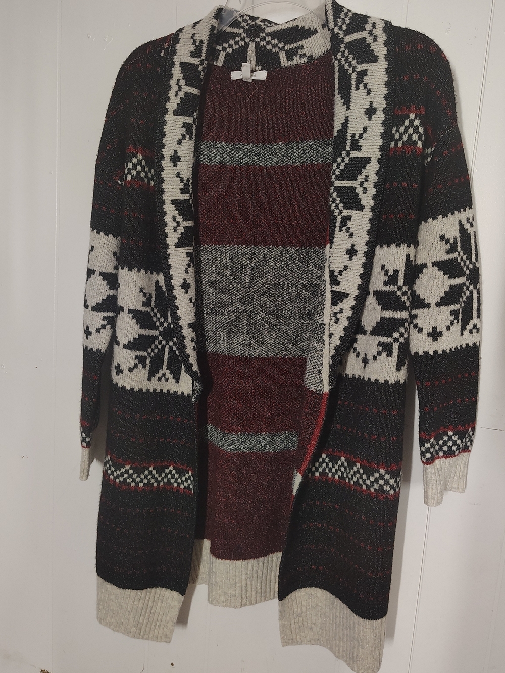 Maurices Black, Cream and Red Patterned Men's Open-Front Cardigan